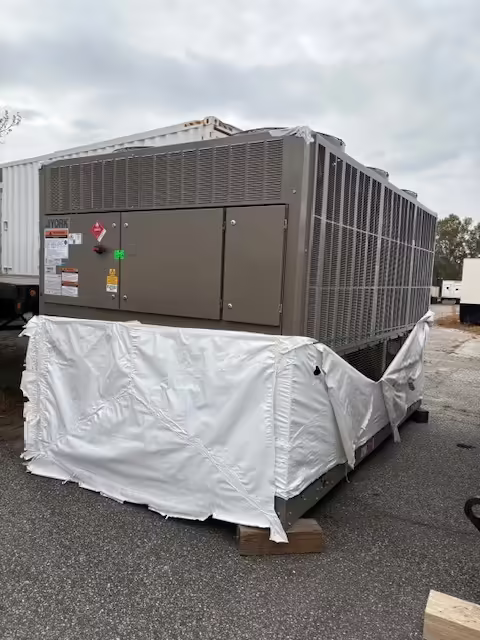 LEL Critical 120-ton York air-cooled chiller, Model YLAA0120, Lot L008222, 460V, R454B refrigerant, 2024 model.