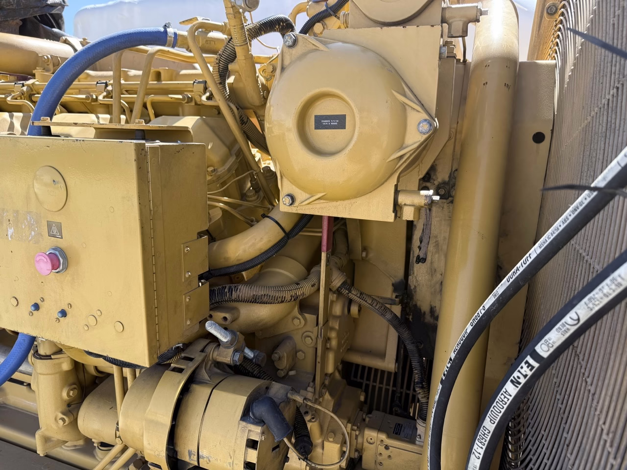 725 kW CAT Open Skid Diesel Generators