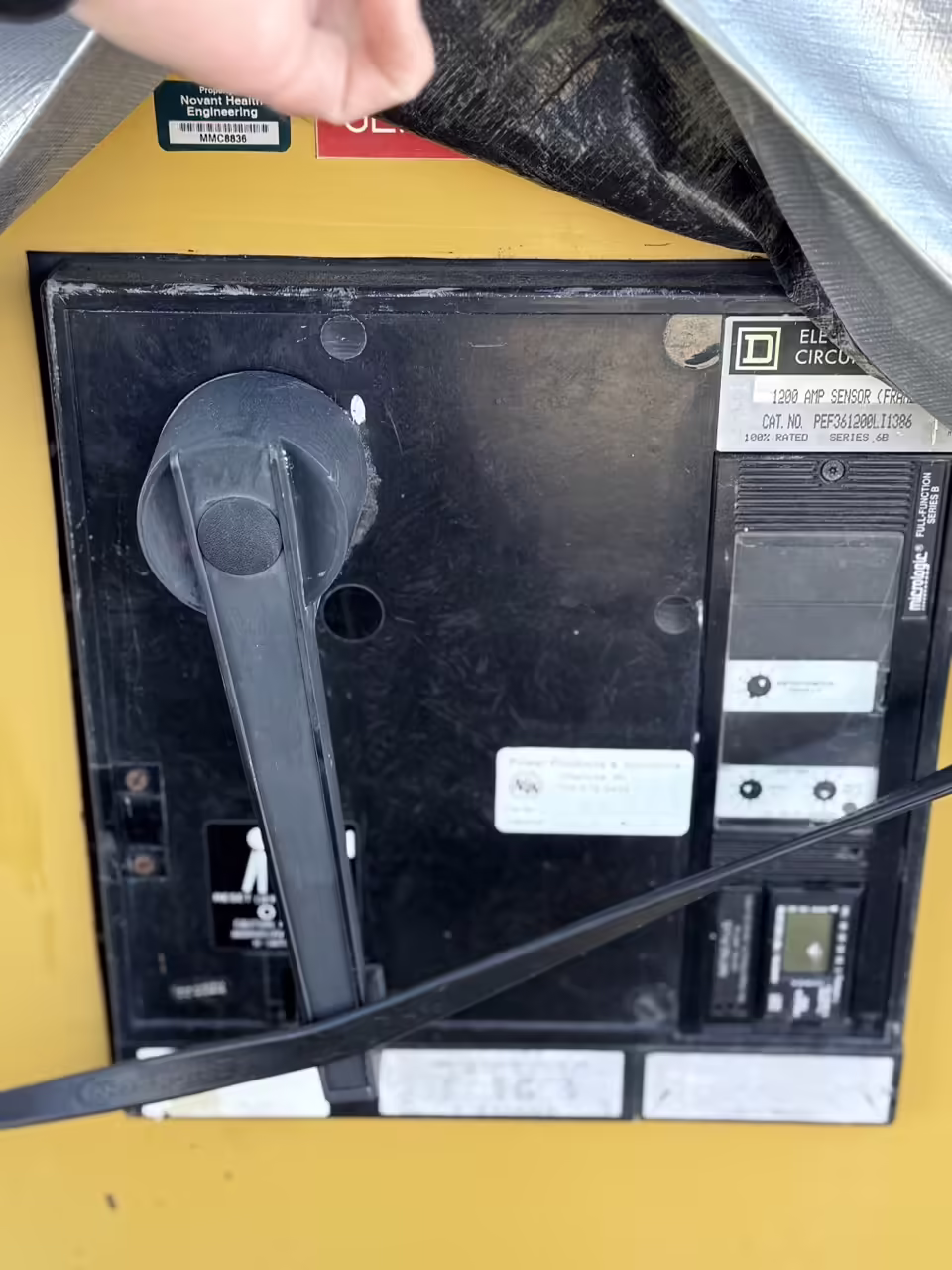 725 kW second breaker