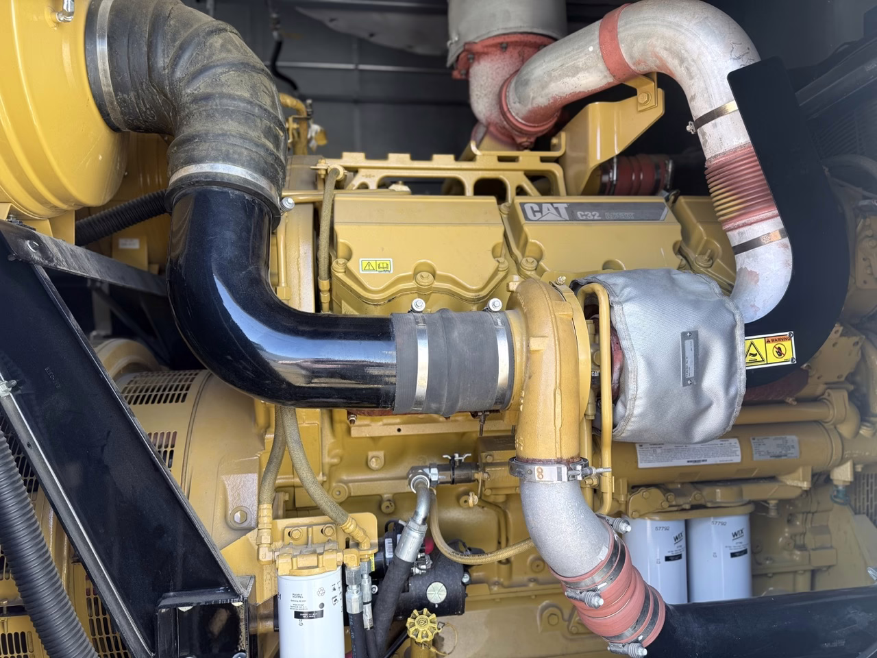 1000 kW CAT Diesel Generator side