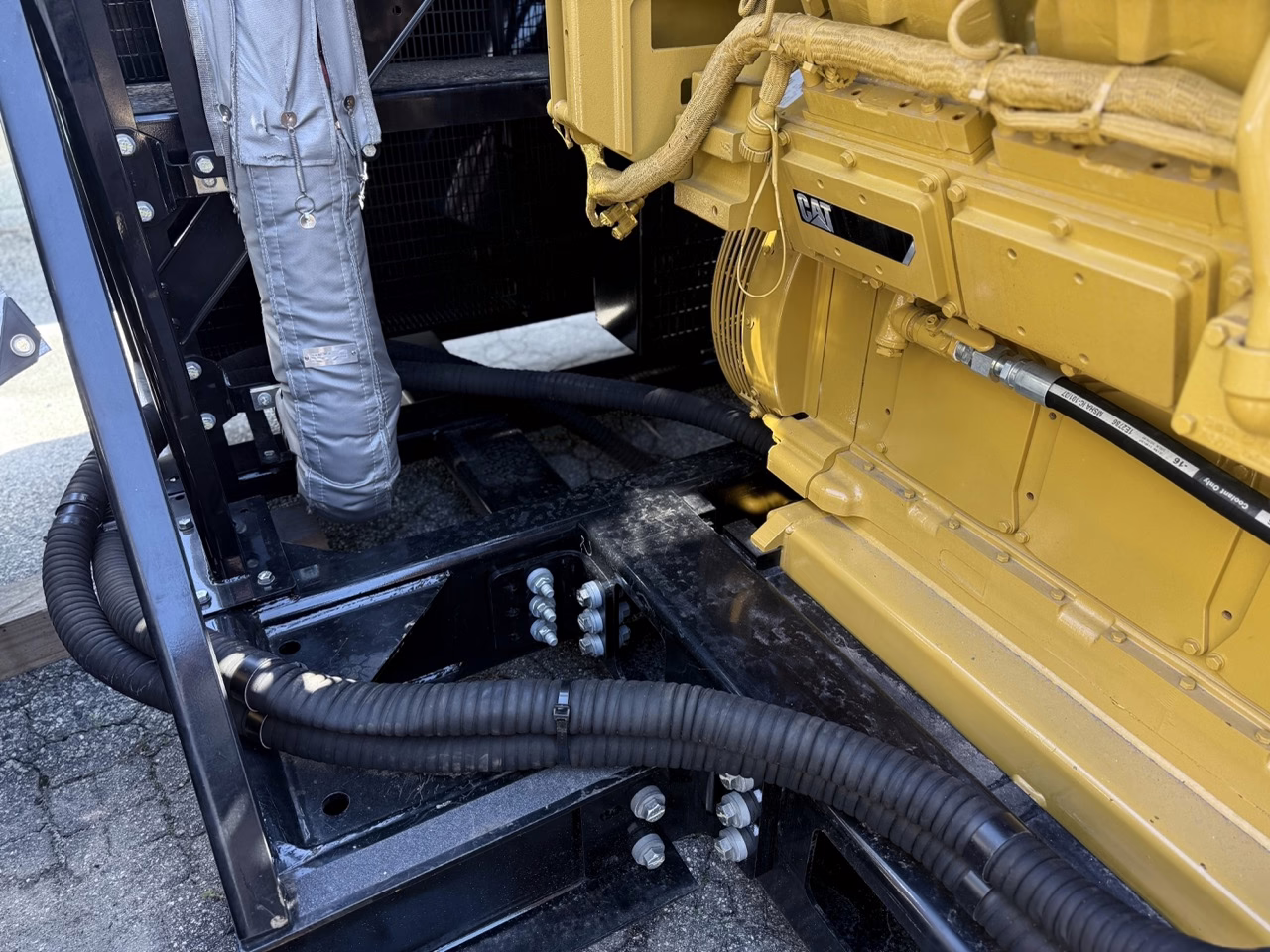 2500 kW CAT 3516C-HD Generator