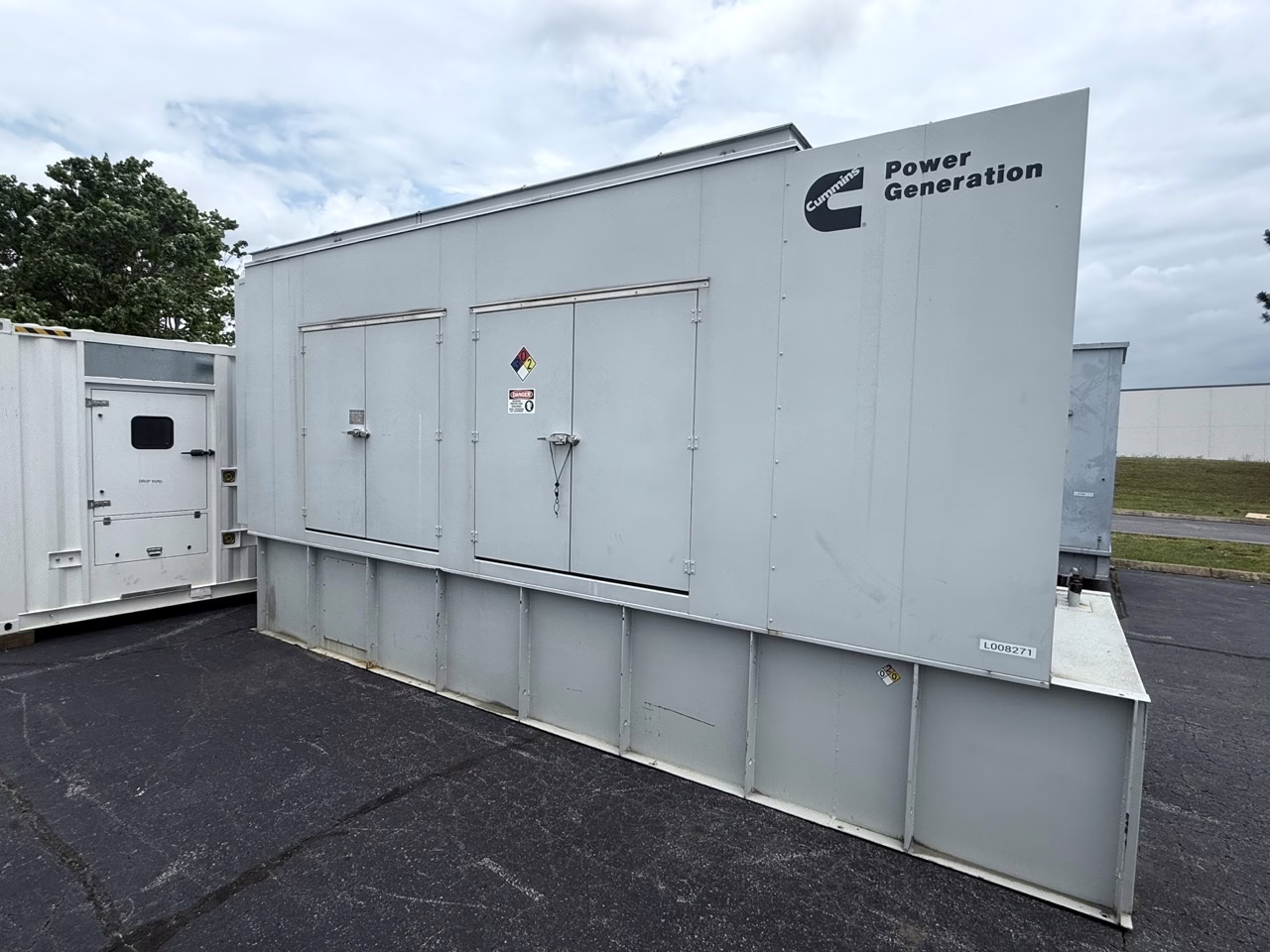 750kW Cummins Front Closed