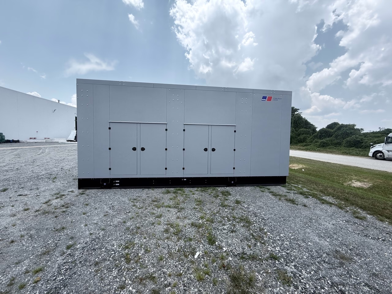 1000 kW Diesel MTU Generator - 2025