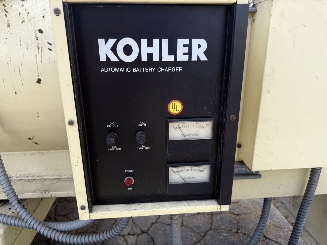 400 kW Kohler 400ROZD Generator Set breaker pannel