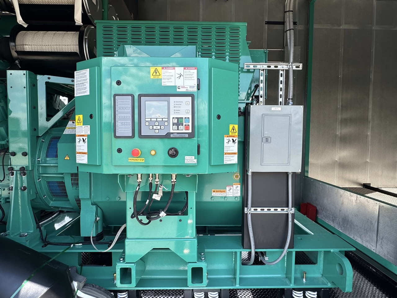 Cummins 25000 DQKAN Generator