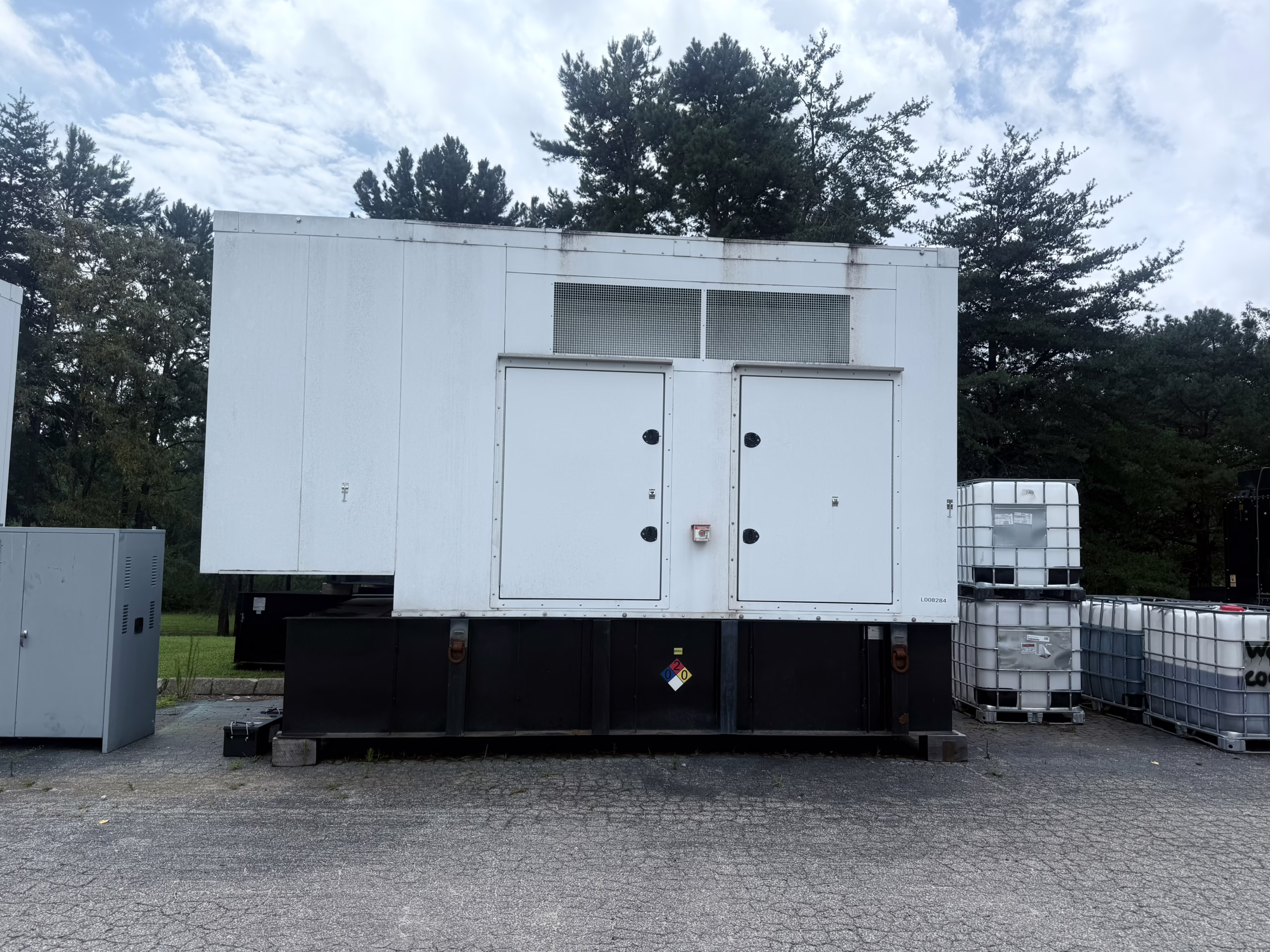 350 kW CAT C15